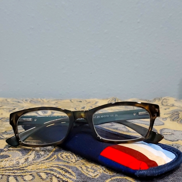 Reading glasses - Picture 3 of 3